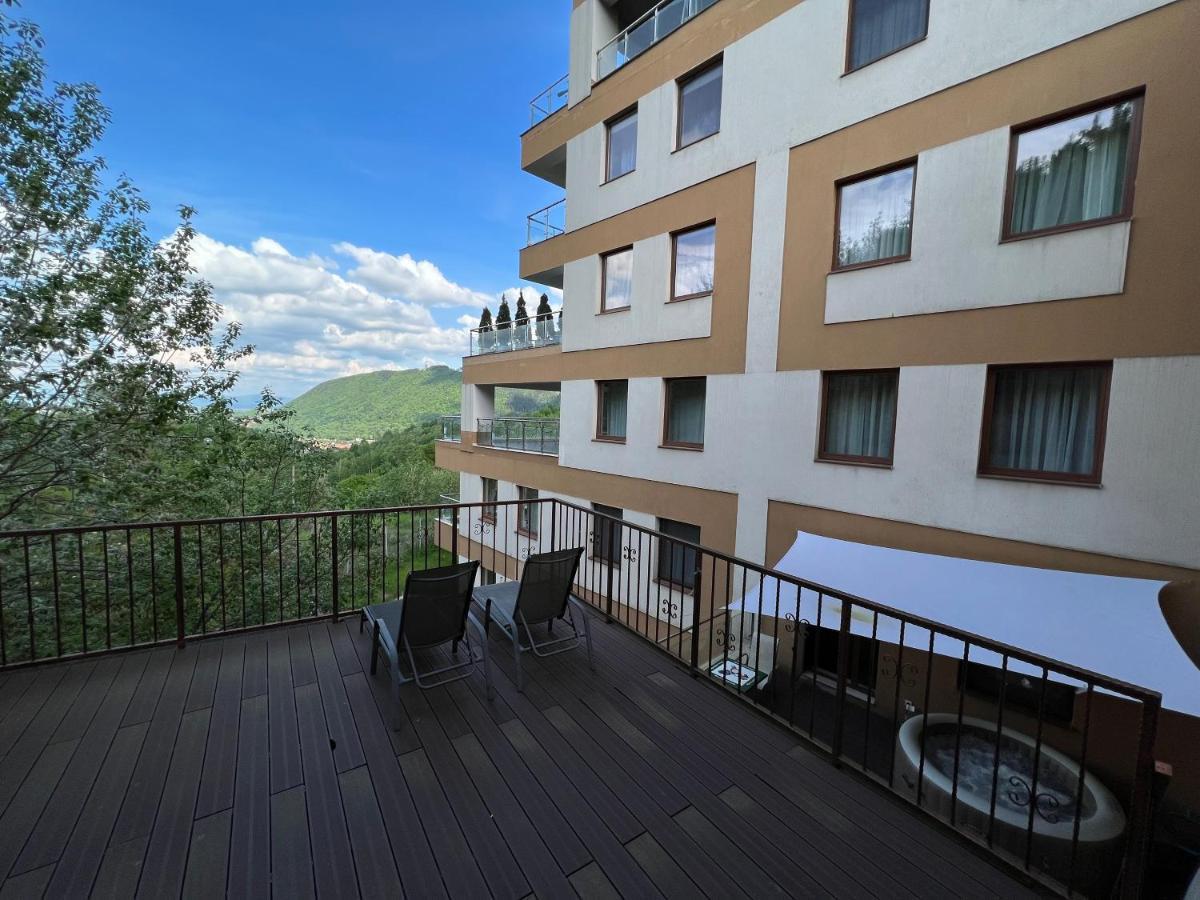 Coroni Studio With Jacuzzi Brașov Exterior foto